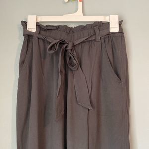 Aerie Bow Tie Grey Trousers Size XS